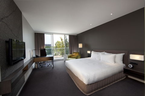 Pullman Adelaide - Foster Accommodation 23