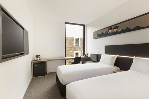 Ibis Adelaide - Foster Accommodation 7