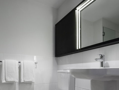 Ibis Adelaide - Foster Accommodation 10