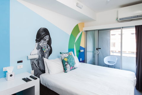 Majestic Minima Hotel - Foster Accommodation 21