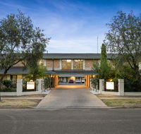 Garden City Motor Inn - Foster Accommodation