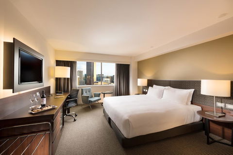 Stamford Plaza Adelaide - Foster Accommodation 2