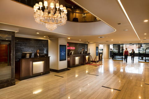 Stamford Plaza Adelaide - Foster Accommodation 22