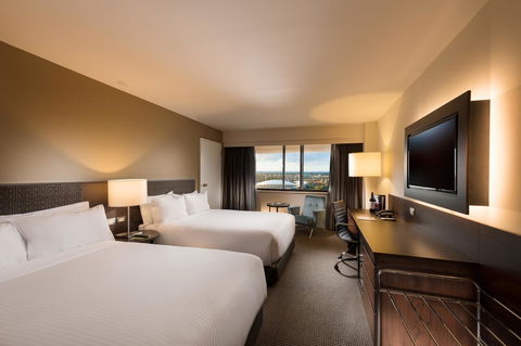 Stamford Plaza Adelaide - Foster Accommodation 8