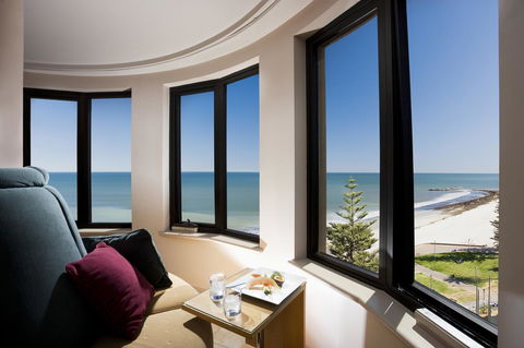 Stamford Grand Adelaide - Foster Accommodation 22