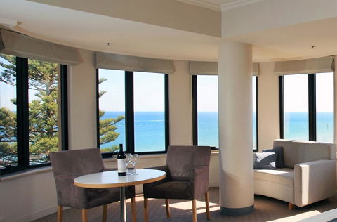 Stamford Grand Adelaide - Foster Accommodation 2