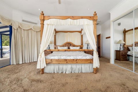 Doyles On The Bay - Foster Accommodation 23