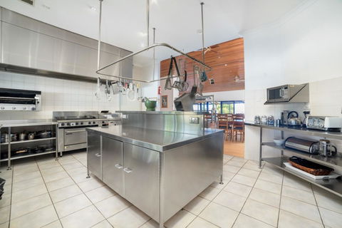 Doyles On The Bay - Foster Accommodation 10