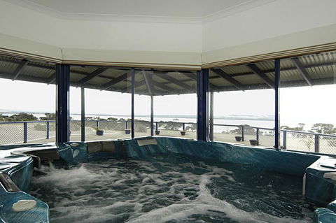 Doyles On The Bay - Foster Accommodation 20