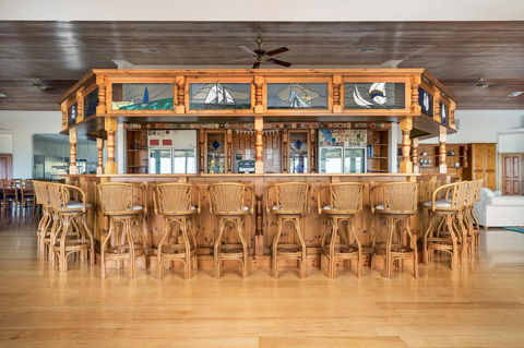 Doyles On The Bay - Foster Accommodation 17