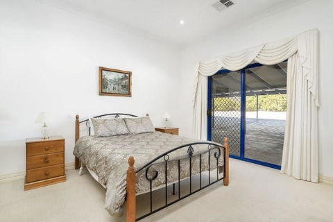 Doyles On The Bay - Foster Accommodation 25