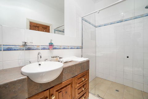 Doyles On The Bay - Foster Accommodation 28