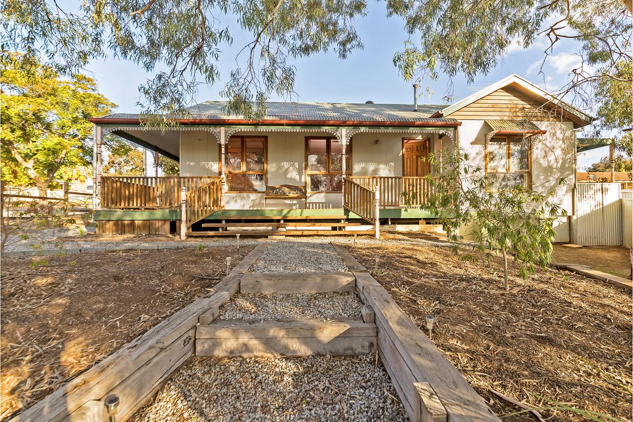 Gawler South SA Foster Accommodation