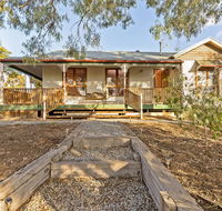 Rustic on 13th - Foster Accommodation