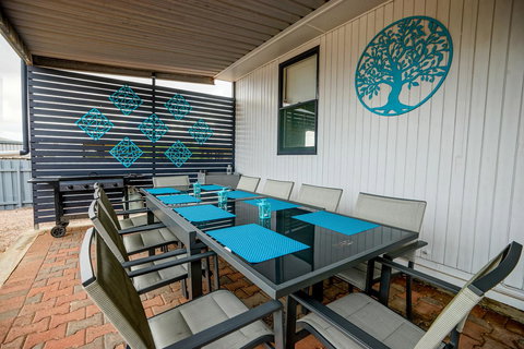 Breakaway Moonta Bay - Foster Accommodation 9