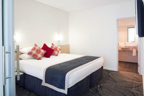 Adelaide Rockford - Foster Accommodation 8