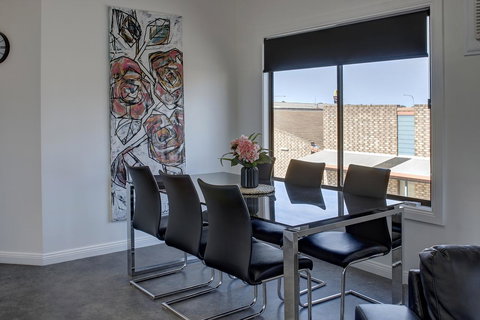 Aart Apartments - Foster Accommodation 20