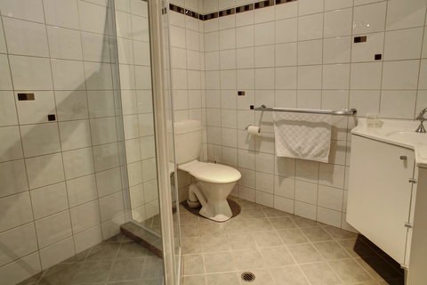 Tasman Beachside Apartment - Foster Accommodation 7