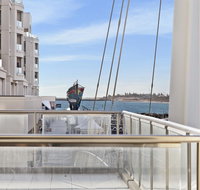 Glenelg Seaside Apartment - Foster Accommodation