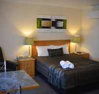 Arkana Motor Inn  Terrace Apartments - Foster Accommodation