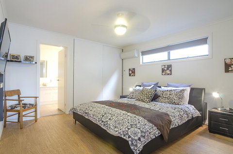 Seagrass Villas Normanville - Foster Accommodation 2