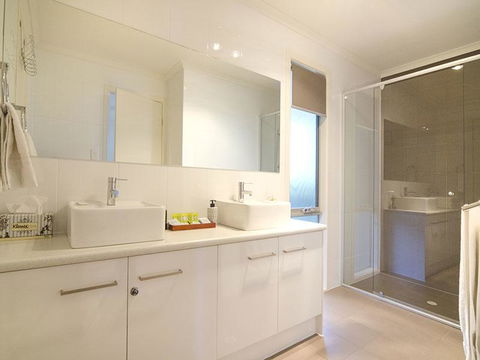 Seagrass Villas Normanville - Foster Accommodation 12