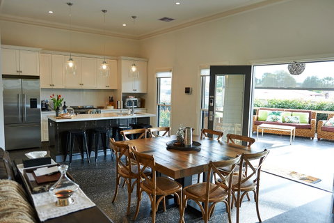Barossa Bed & Breakfast - Foster Accommodation 7