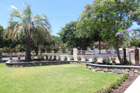 Barossa Bed & Breakfast - Foster Accommodation 13