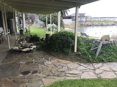Hydeaway Bay - Own Private Bay + Kayaks - Foster Accommodation 15
