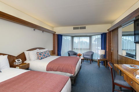 Arkaba Hotel - Foster Accommodation 1