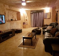 Underground Gem - Foster Accommodation