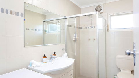 Victor Apartments - Foster Accommodation 19