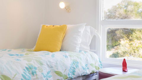 Victor Apartments - Foster Accommodation 3