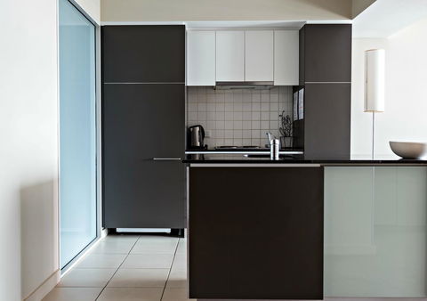 Adelaide DressCircle Apartments - North Terrace - Foster Accommodation 22