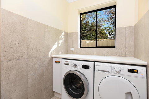 Port Of Call - Port Willunga - C21 SouthCoast Holidays - Foster Accommodation 19