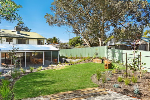 Port Of Call - Port Willunga - C21 SouthCoast Holidays - Foster Accommodation 23