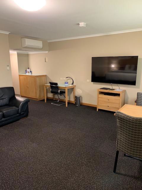 Southgate Motel - Foster Accommodation 7