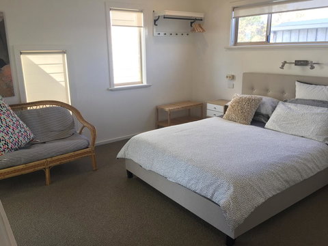 White Sands Holiday Retreat - Foster Accommodation 22
