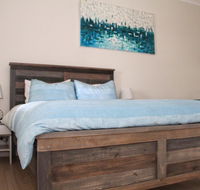 Smugglers Inn Studio Apartments - Foster Accommodation