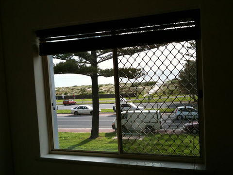 Adelaide - Semaphore Beach Front - Foster Accommodation 14