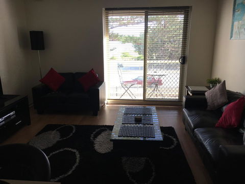 Adelaide - Semaphore Beach Front - Foster Accommodation 3