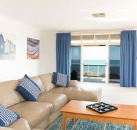 Seaview Sunset Holiday Apartments - Foster Accommodation