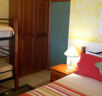 The Haven - Island Beach - Foster Accommodation