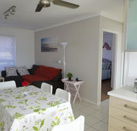 Selene Holiday Apartment West Beach - Foster Accommodation