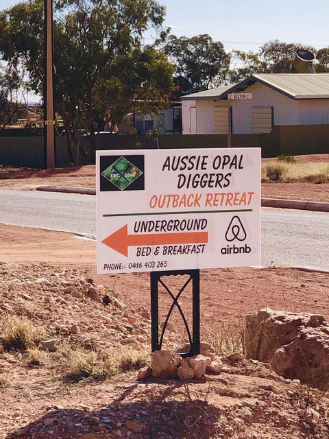 Aussie Opal Diggers Outback Retreat-Undergound - Foster Accommodation 24