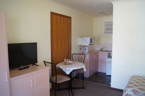 Milang Lakes Motel - Foster Accommodation 11