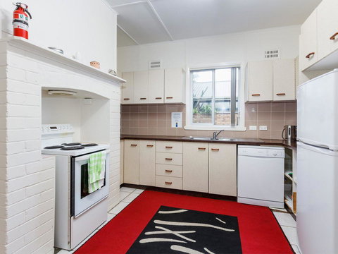 Wyvern - Foster Accommodation 2