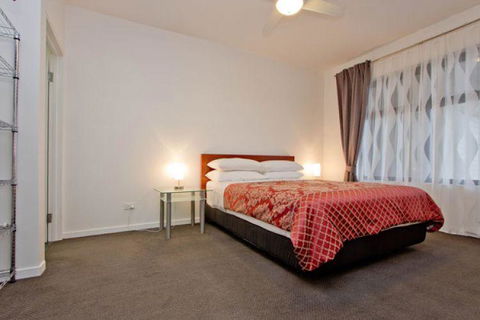 Atlantic West Beach Apartments - Foster Accommodation 19