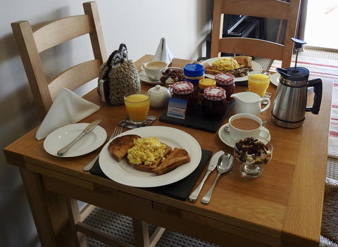 Rezare House Bed & Breakfast - Foster Accommodation 29