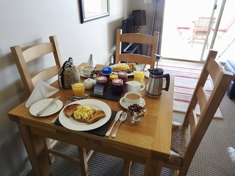 Rezare House Bed & Breakfast - Foster Accommodation 32